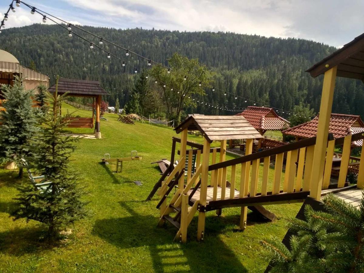 Hotel Perlyna Karpat Bukovel Exterior photo