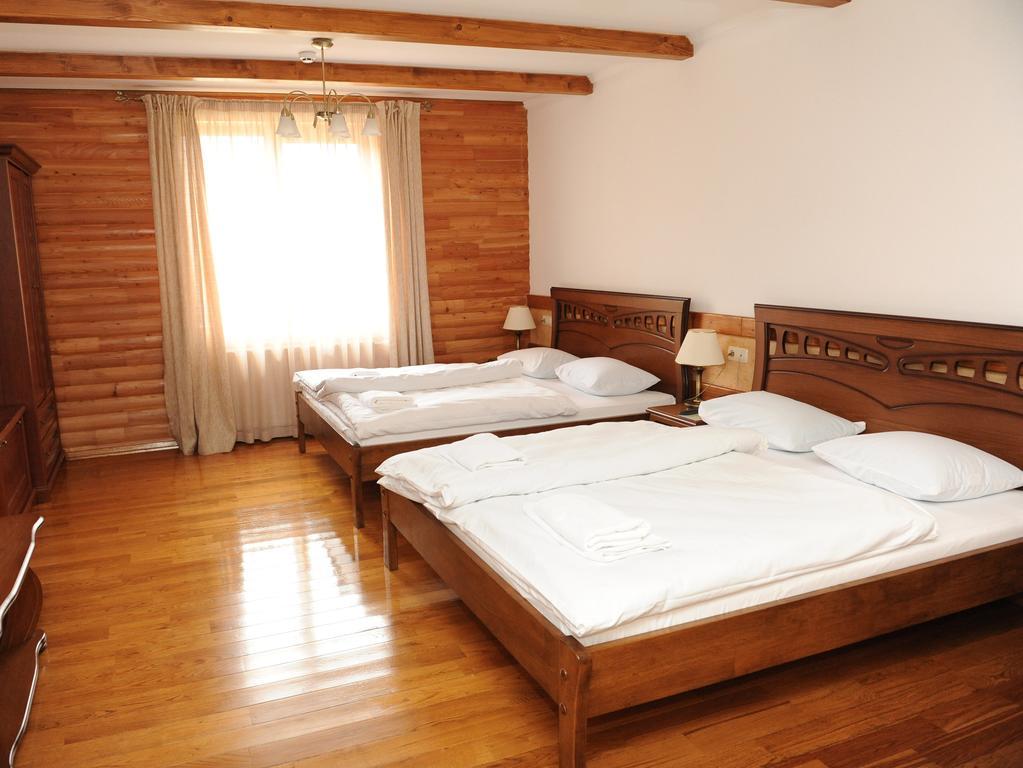 Hotel Perlyna Karpat Bukovel Room photo